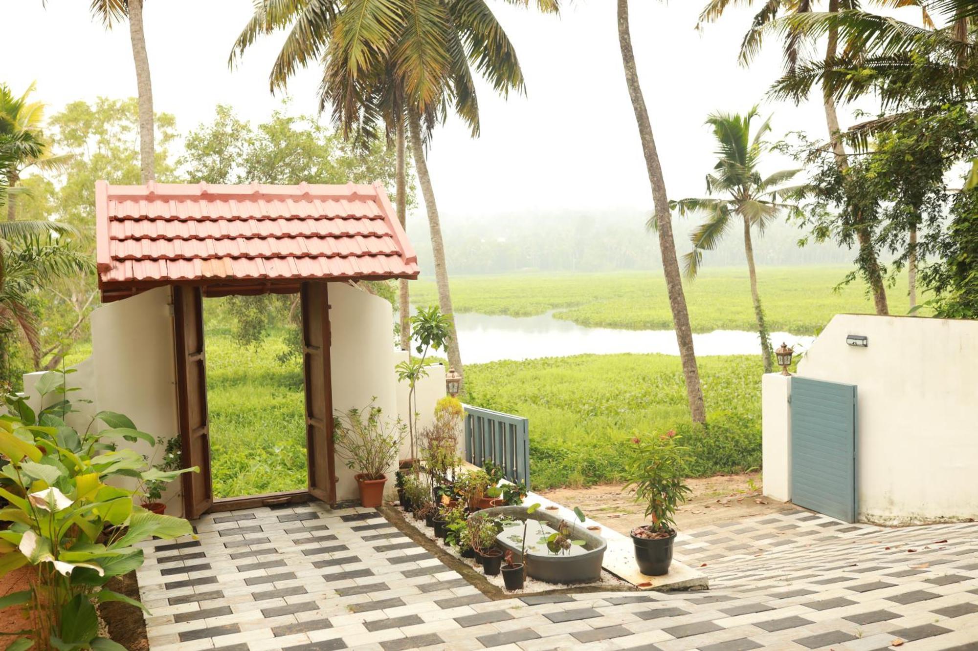 Kovalam Lake View Villa Vellayani Exterior photo